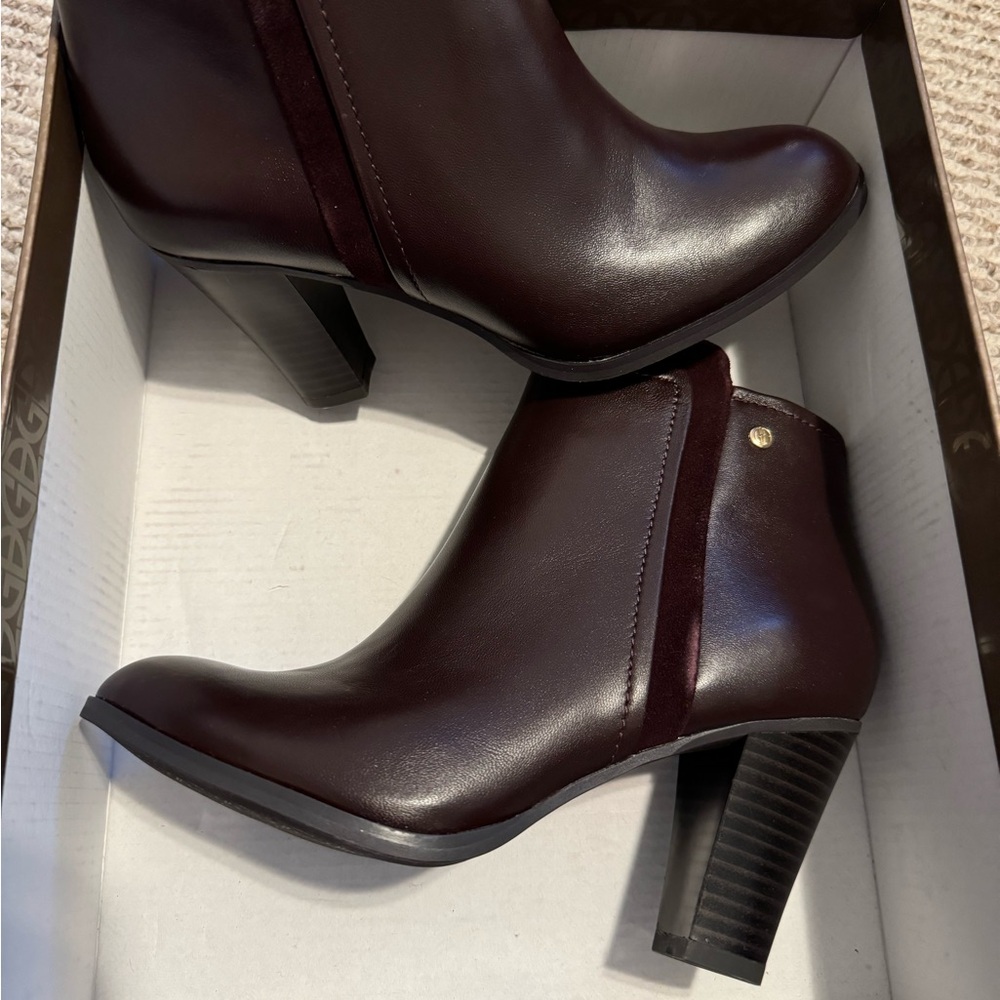 Burgundy brown memory foam ankle boots with block heel